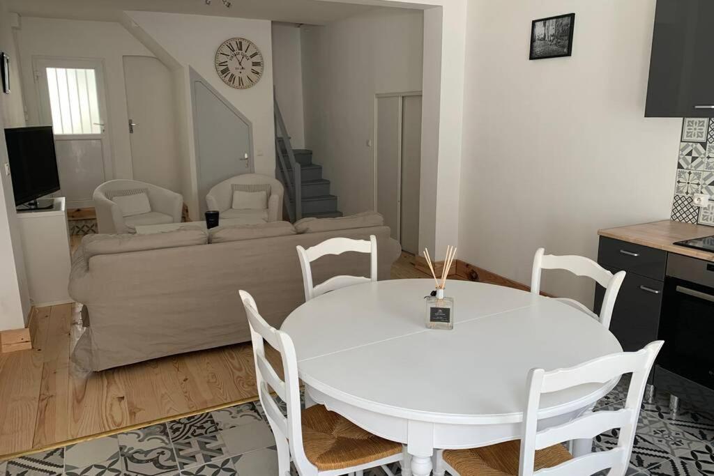 Hyper Centre Maison Le Petit Bouchon Ay-Champagne Zewnętrze zdjęcie